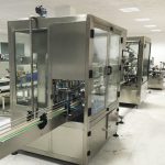 Machine de capsulage de bouchons métalliques ROPP à piston d'huile d'olive à servomoteur à 4 têtes