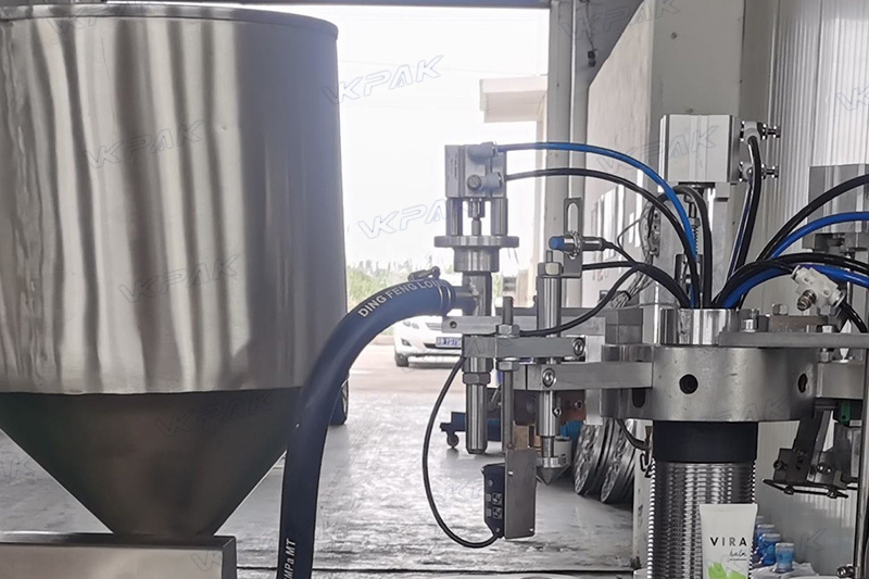 Système de remplissage de tubes