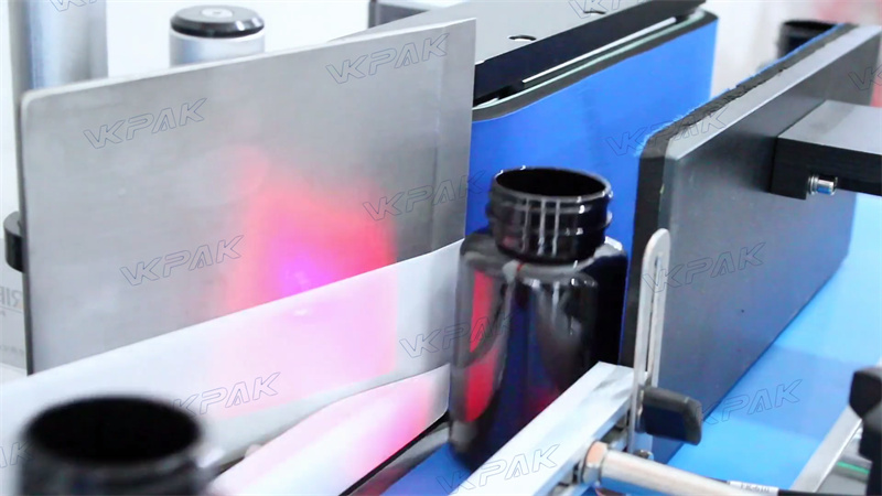 Couteau à éplucher les étiquettes VK-TL