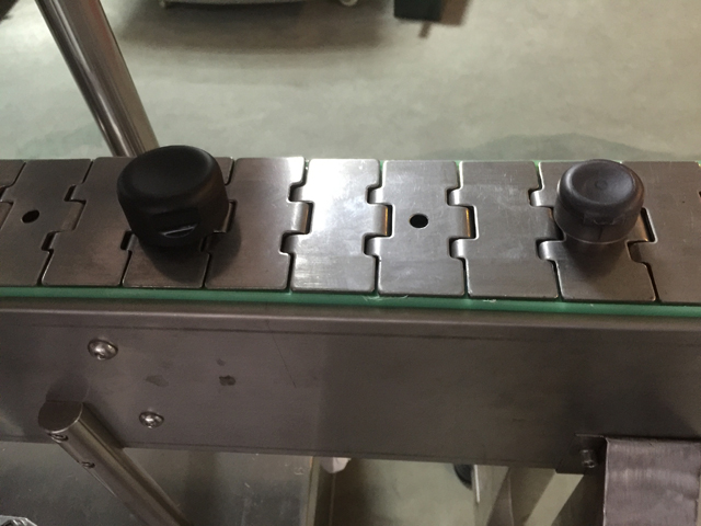 machine d'étiquetage de manchons de bandes.jpg