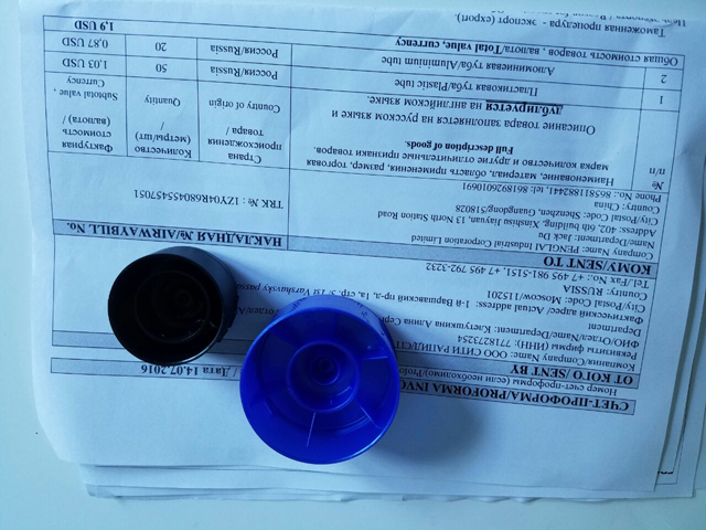 images d'échantillons de casquettes en gros plan.jpg