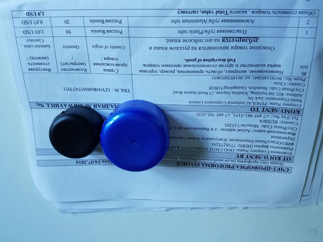 images d'échantillons de casquettes en gros plan.jpg