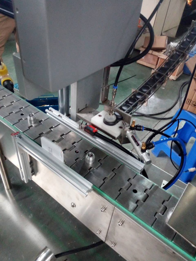 images de robots en train de se nourrir.jpg