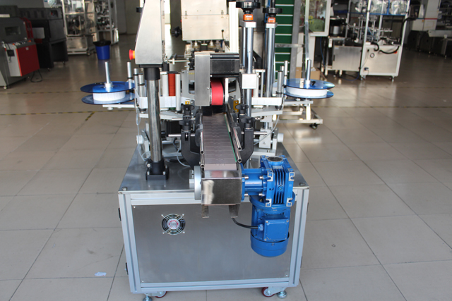 étiqueteuse double face (3).JPG