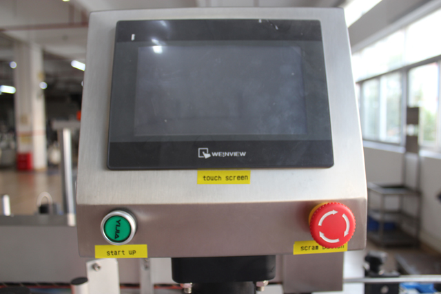 étiqueteuse double face (1).JPG