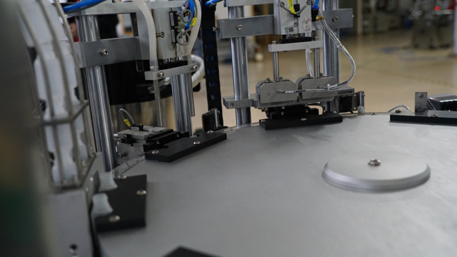 gros plan des buses de remplissage.jpg