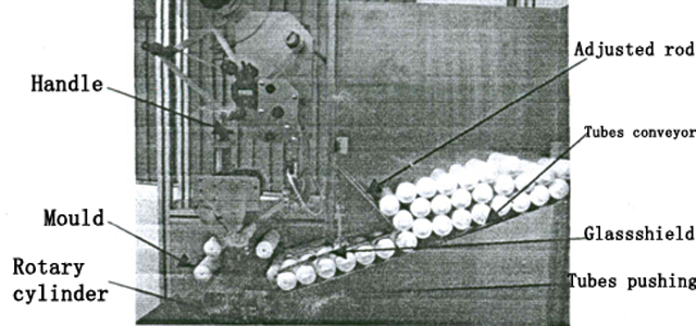 drawing of labeling machine for soft tubes réglage pour machines d'étiquetage.jpg