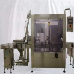 Machine automatique de capsulage sous vide de bocaux en verre en ligne avec détecteur de métaux