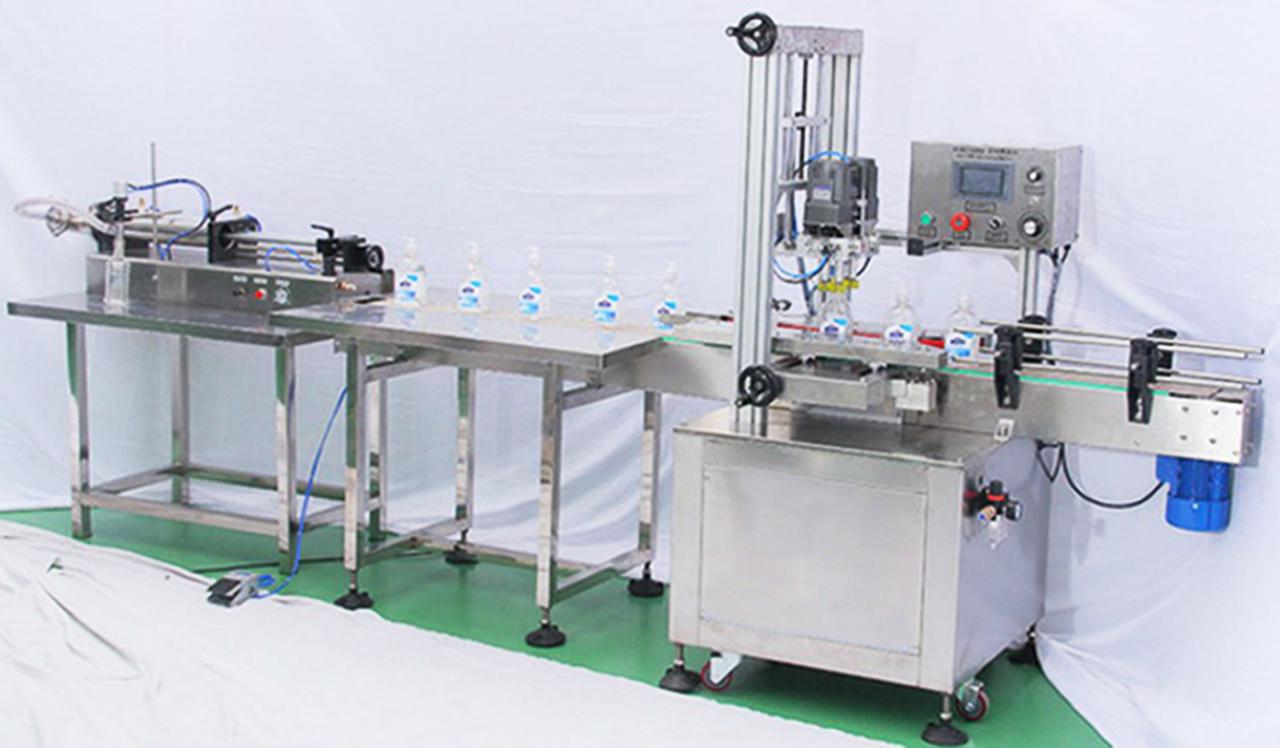 automatic screw capping machine machine de capsulage à vis en ligne.jpg