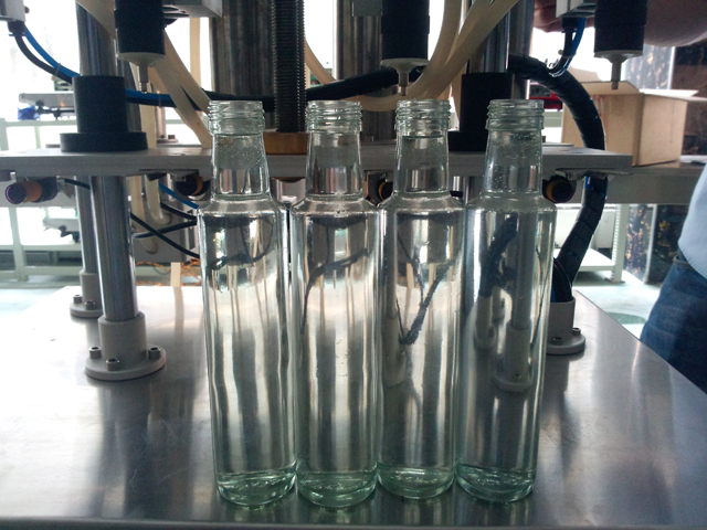 perfume bottles for overflow filling parfum de remplissage.jpg