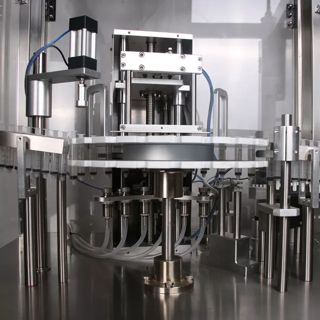 capsuleuse de remplissage de seringue.jpg