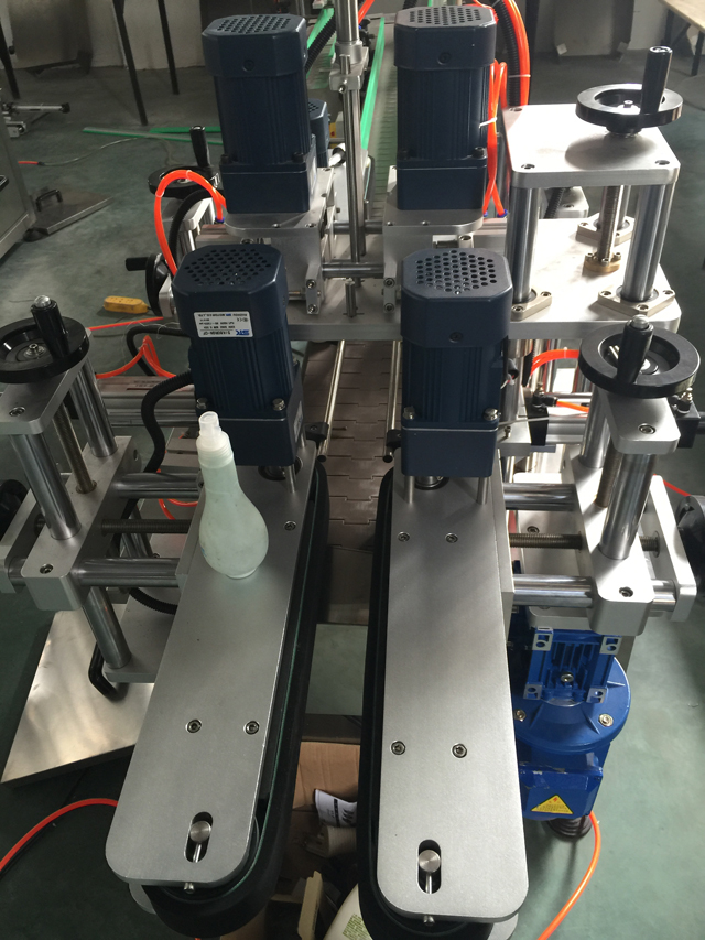 système de distribution de pots.jpg