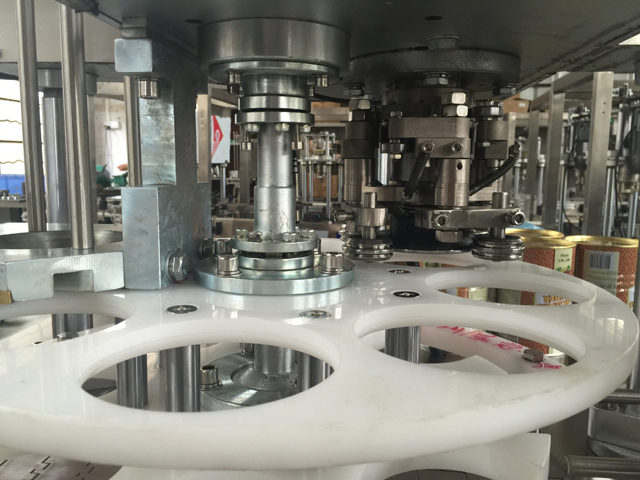 Position des canettes pendant le scellage des canettes.jpg