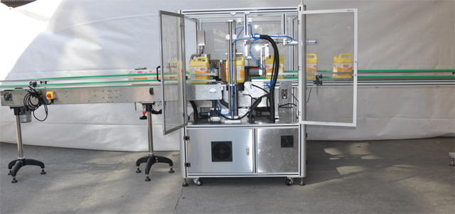 étiqueteuse à poste unique.png