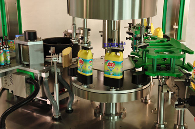 étiqueteuse à chaud.jpg