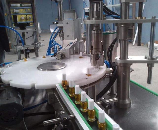 équipement de remplissage rotatif.jpg