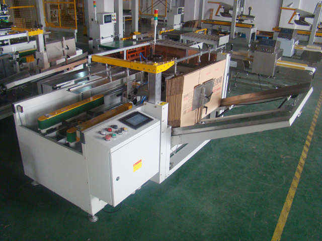 usine automatique de formage de cartons.JPG