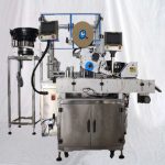 Machine d'étiquetage horizontale pour remplissage, mise en bouteille et bouchage d'huile de cigarette électronique