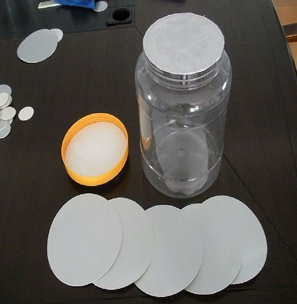 sealing effect for aluminum sealer ligne de production de liquide semi-automatique.jpg