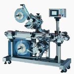 Machine d'étiquetage double face pour barre de savon à surface plane