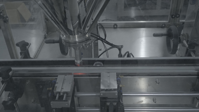 vis sans fin de remplissage de poudre.JPG