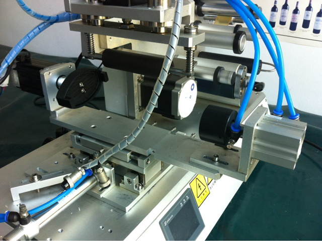 tête d'étiquetage des machines d'étiquetage .jpg