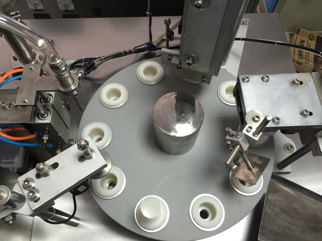 pièce en acier inoxydable pour remplisseuse à ultrasons.jpg