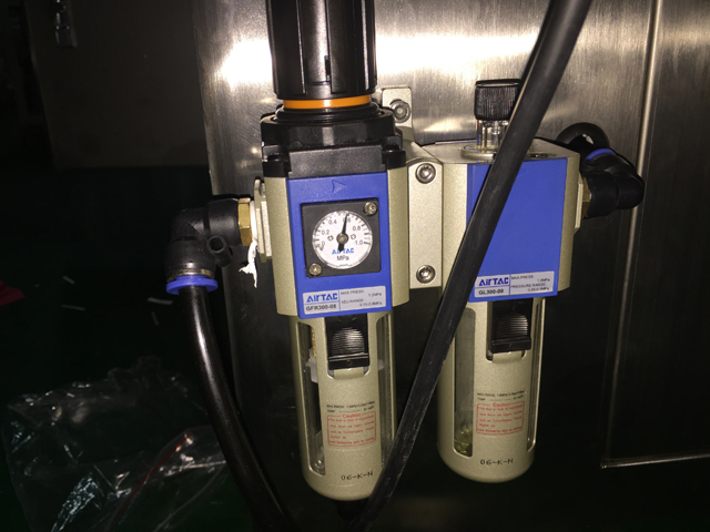 pneumatic part for filling sealing machine pièce pneumatique pour machine de remplissage et de scellage.jpg