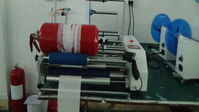 équipement d'étiquetage pour produits de lutte contre l'incendie.