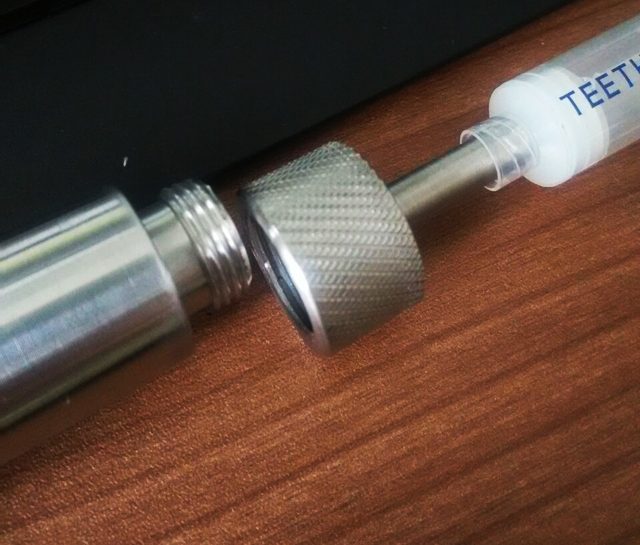 s'adapte à la tête de seringue.jpg