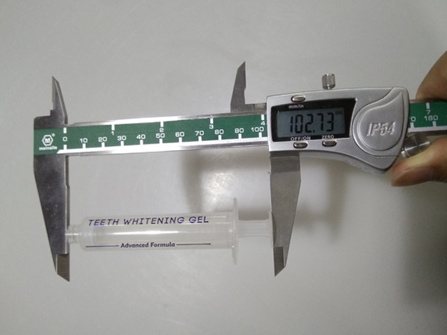 échantillons de dosage de seringues.jpg