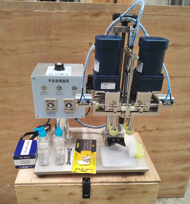 machine à capsuler les vis.jpg